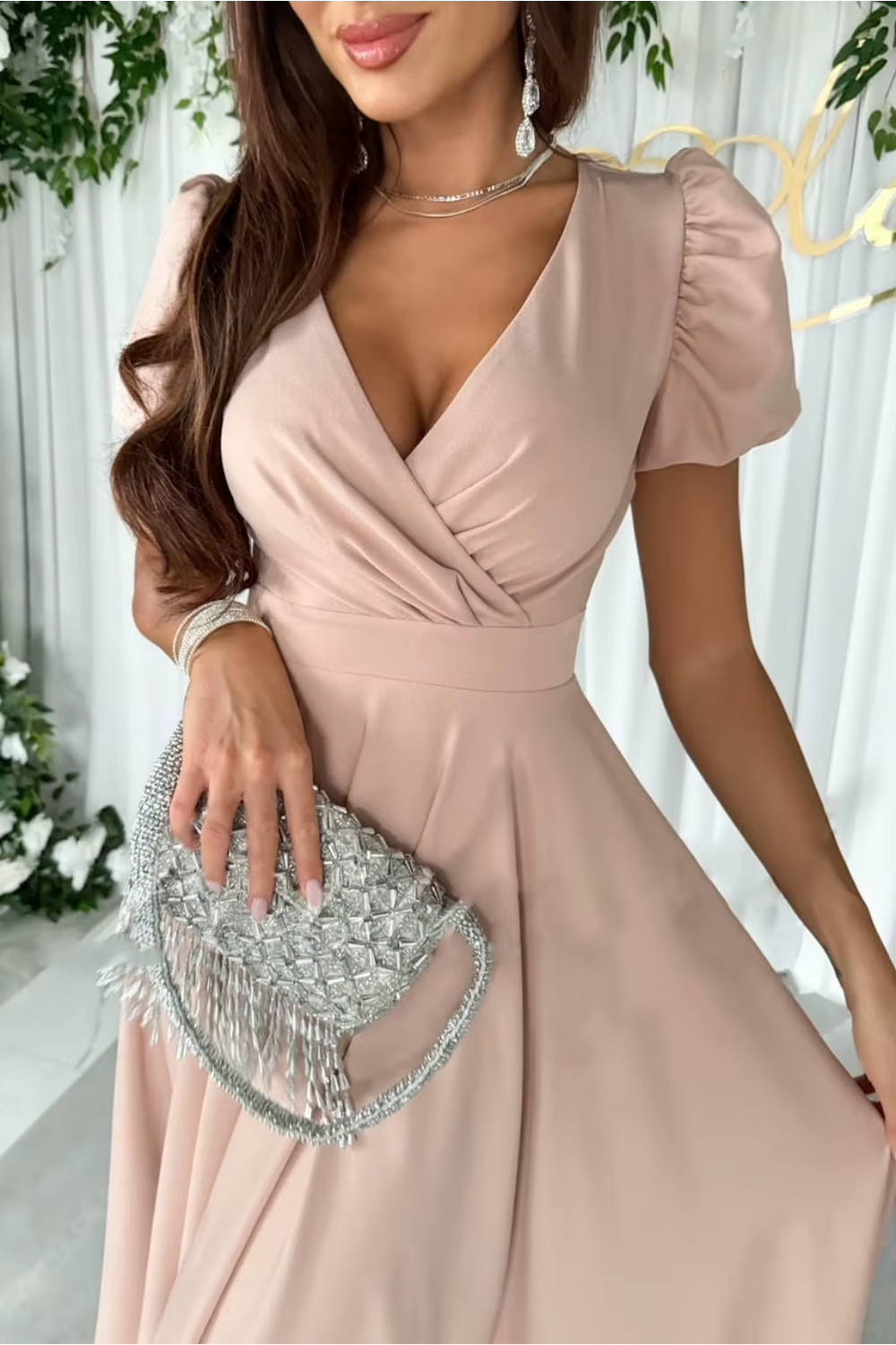 Anika | Elegant V-Neck Midi Dress