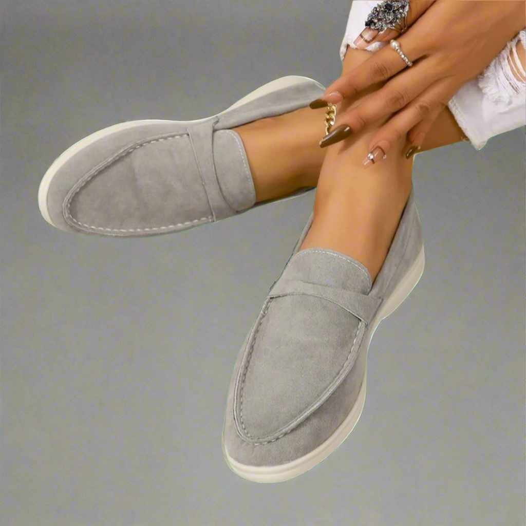 Hannah | Elegant suede loafers